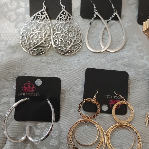 Paparazzi Silver and Gold Earring Lot of 6 - Picture 2 of 3